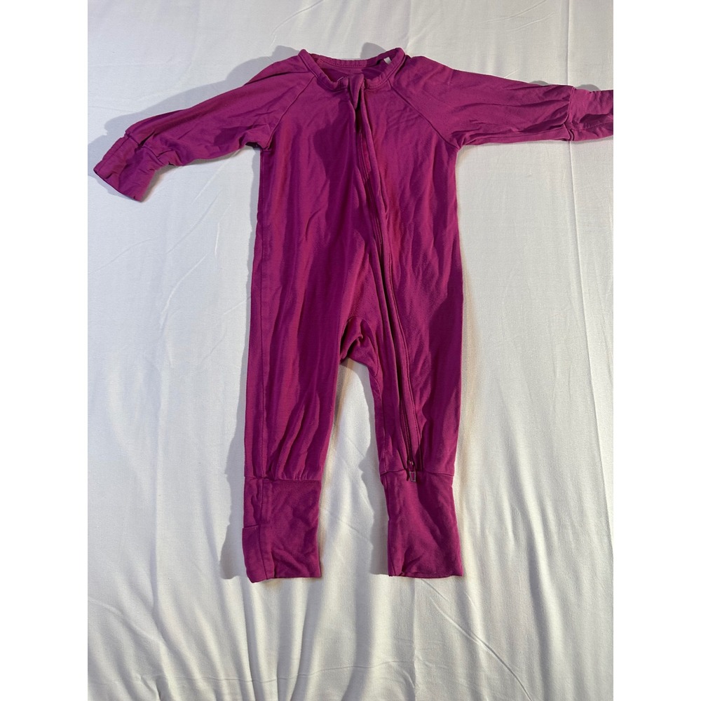Shushu + Roo Bamboo Viscose Zippy Sleeper Magenta Pink 6-12 Months Convertible
